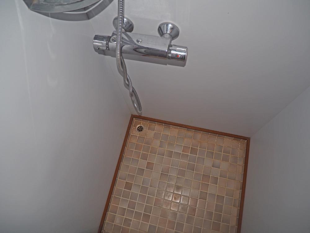 Aft cabin, Accommodation